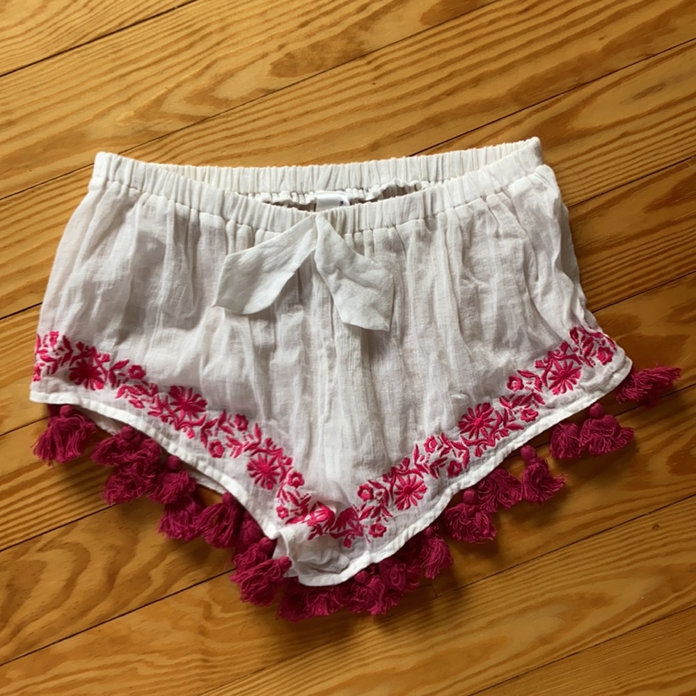 Tasseled embroidered beach shorts